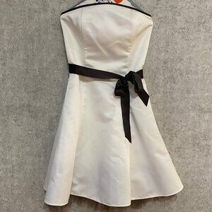 White strapless Y2K Vintage Jessica McClintock for Gunne Sax dress